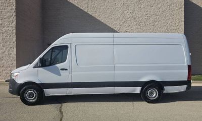 2019 Mercedes-Benz Sprinter 2500 170 WB