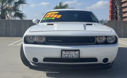 2014 Dodge Challenger Base