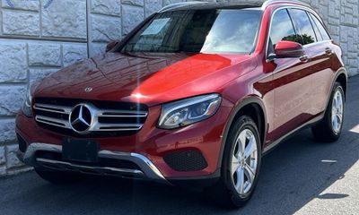 2018 Mercedes-Benz GLC-Class GLC 300 4M