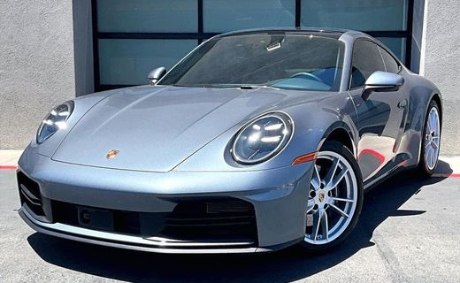 2025 Porsche 911 Carrera