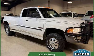 1999 Dodge Ram Laramie