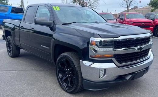 2018 Chevrolet Silverado LT