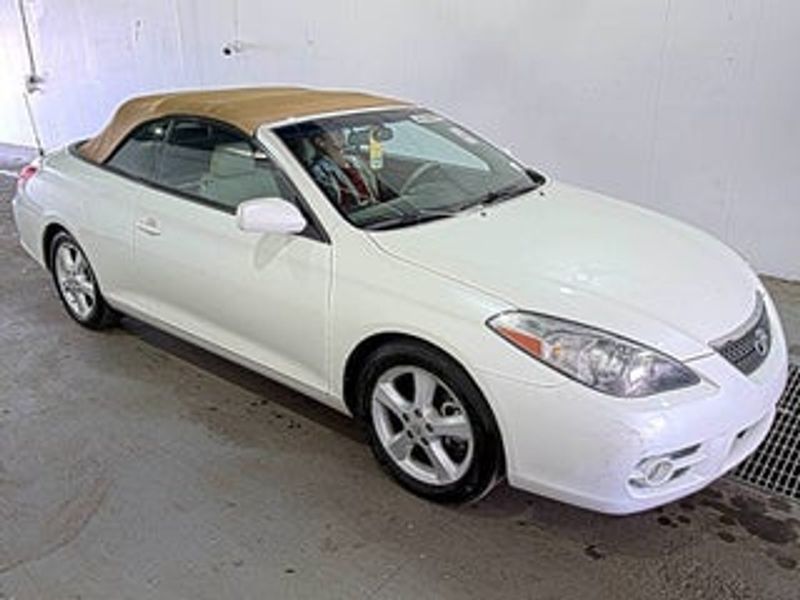 2008 Subaru Legacy — a typically priced live listing