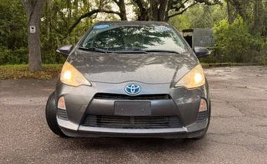 2014 Toyota Prius C TWO