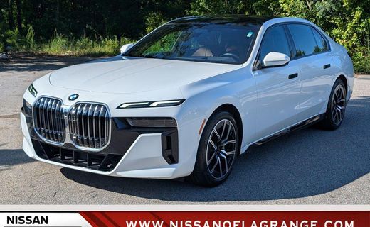 2023 BMW 740I