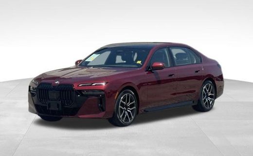 2026 BMW 740I