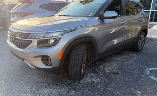 2024 Kia Seltos LX
