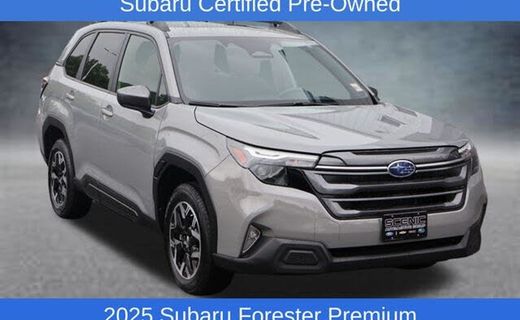 2025 Subaru Forester Premium Base