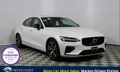 2021 Volvo S60 R Design Momentum