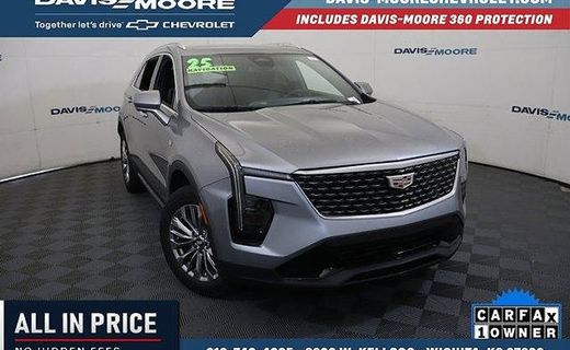 2025 Cadillac XT4 Premium Luxury