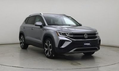 2022 Volkswagen Taos 4Motion SEL