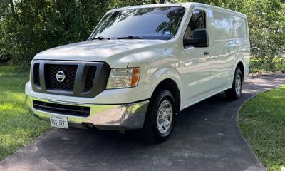 2018 Nissan NV 2500 SV