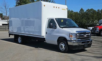 2026 Ford E-350 Base