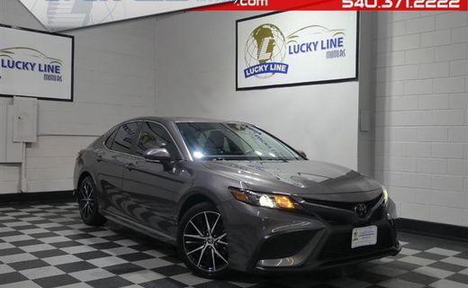 2023 Toyota Camry SE