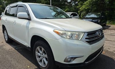 2013 Toyota Highlander Base