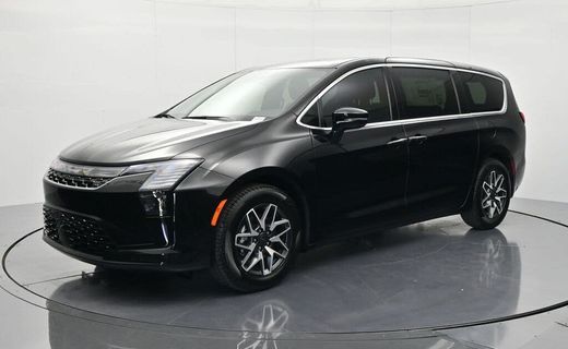 2027 Chrysler Pacifica Limited