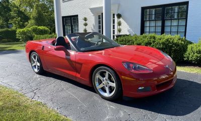 2005 Chevrolet Corvette Convertible