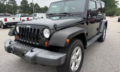2013 Jeep Wrangler Unlimited Sahara