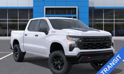 2026 Chevrolet Silverado Trail Boss Custom
