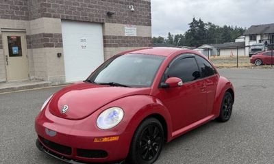 2010 Volkswagen Beetle 25L