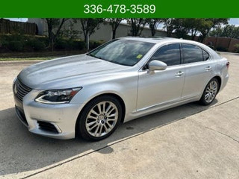2016 Lexus LS — a typically priced live listing