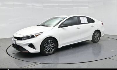 2023 Kia Forte GT Line