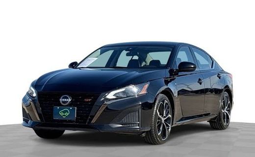 2024 Nissan Altima SR
