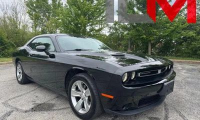 2015 Dodge Challenger SXT