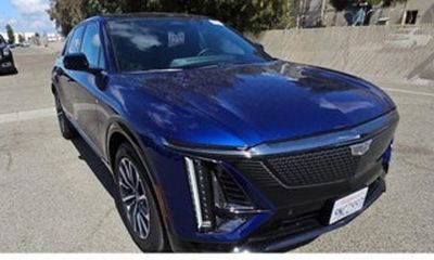 2024 Cadillac Lyriq Sport 1