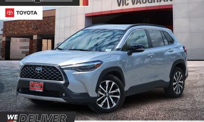 2025 Toyota Corolla Cross XLE