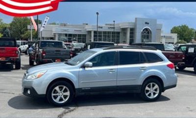 2013 Subaru Outback Limited M R