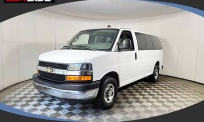 2016 Chevrolet Express LT
