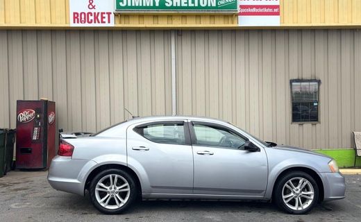 2013 Dodge Avenger SE