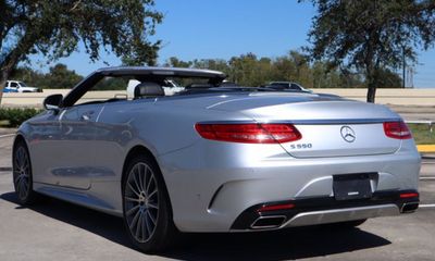 2017 Mercedes-Benz S-Class S550