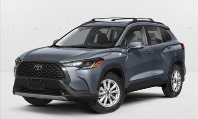 2024 Toyota Corolla Cross LE