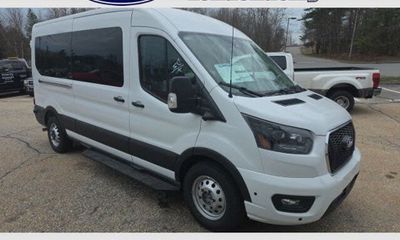 2026 Ford Transit Medium Roof