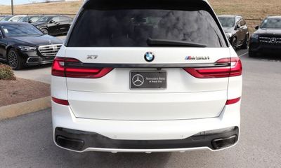 2021 BMW X7 M50I
