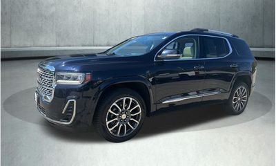 2022 GMC Acadia Denali