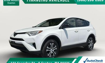2018 Toyota RAV4 LE