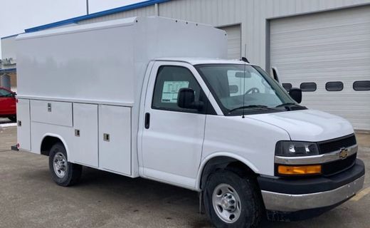 2025 Chevrolet Express 3500 Cutaway 139