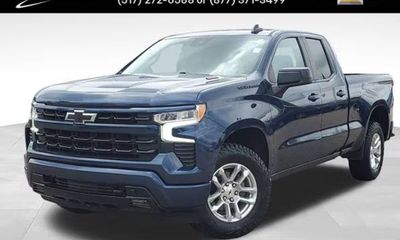 2022 Chevrolet Silverado RST