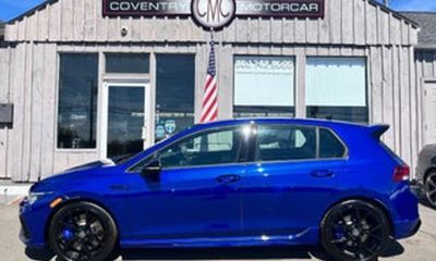 2023 Volkswagen Golf R 20TH Anniversary Edition