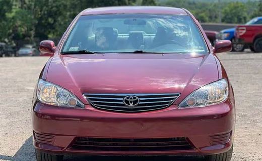 2006 Toyota Camry LE