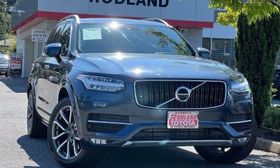 2019 Volvo XC90 Momentum