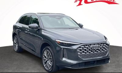 2025 Audi Q5 Quattro Premium Plus
