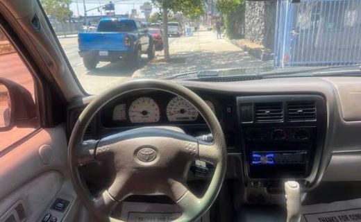 2003 Toyota Tacoma Deluxe