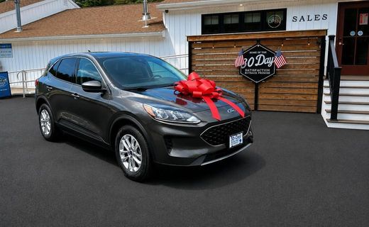 2020 Ford Escape SE