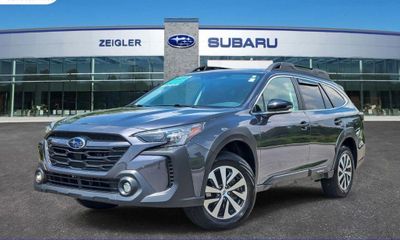 2025 Subaru Outback Premium