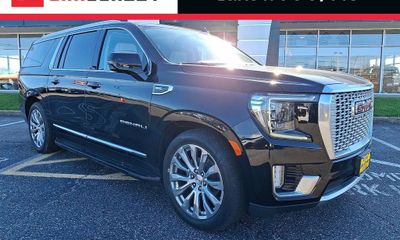 2023 GMC Yukon XL Denali