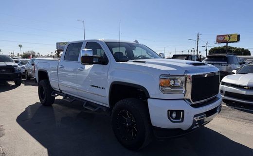 2019 GMC Sierra HD Denali